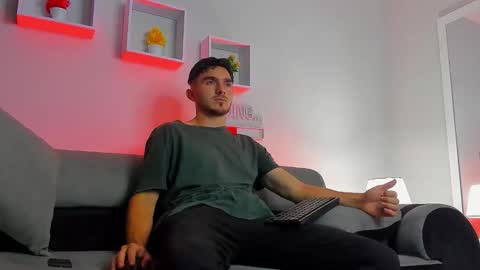 Snapshot of danteeblake chatting on February 16, 2026, 2:40 am Dante online show from February 16, 2026, 2:40 am