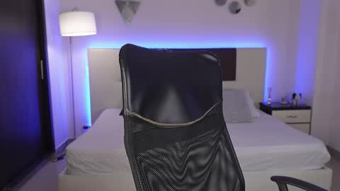 Dante online show from November 19, 2025, 9:26 pm