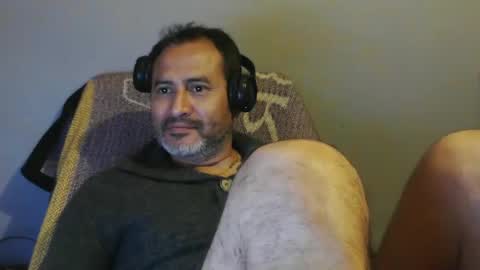 dantehot82 online show from January 8, 2025, 2:25 am