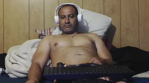 dantehot82 online show from October 12, 2025, 10:36 am