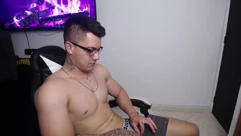 Snapshot of danteread chatting on February 1, 2025, 2:16 am danteread online show from February 1, 2025, 2:16 am