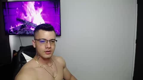 Snapshot of danteread chatting on February 3, 2025, 9:18 pm danteread online show from February 3, 2025, 9:18 pm