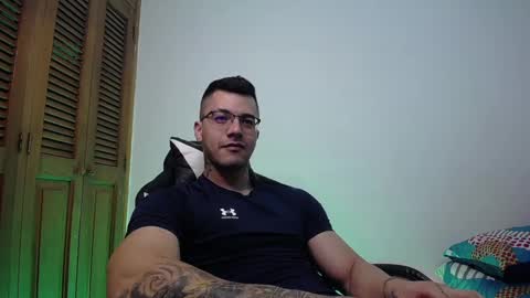 Snapshot of danteread chatting on March 5, 2025, 4:02 am danteread online show from March 5, 2025, 4:02 am