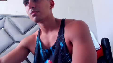 Snapshot of danterouxx chatting on April 22, 2026, 6:53 pm Dante online show from April 22, 2026, 6:53 pm