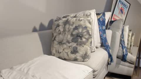 Snapshot of dantes_lion chatting on February 18, 2026, 7:15 am Mark online show from February 18, 2026, 7:15 am