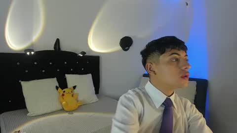 Snapshot of danvianny chatting on October 12, 2025, 4:39 pm DAN VIANNY online show from October 12, 2025, 4:39 pm