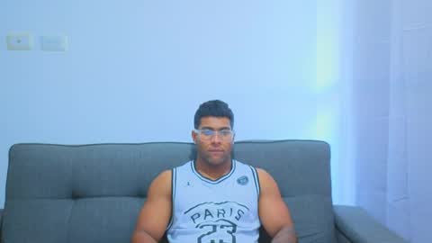 Snapshot of dany_dryy chatting on March 19, 2026, 8:57 pm Dany online show from March 19, 2026, 8:57 pm