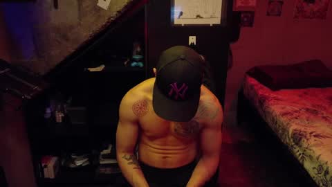 dany_kyng online show from May 18, 2026, 6:36 pm