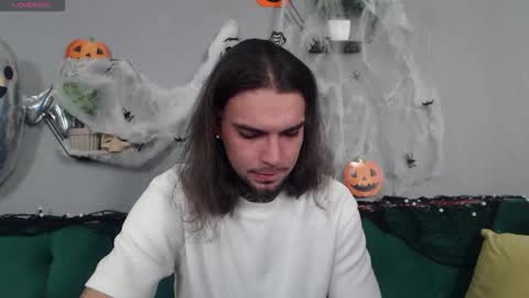 Danyel online show from October 31, 2025, 8:32 pm