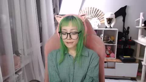danyelleeyermann online show from July 28, 2026, 3:21 pm