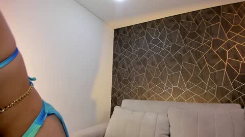 Daniela online show from December 21, 2024, 8:18 am