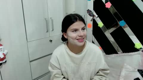 daphne877046 online show from November 26, 2025, 6:53 pm