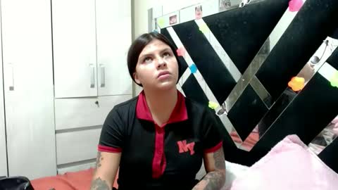 daphne877046 online show from June 6, 2026, 2:49 am