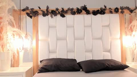 daphne_and_roger online show from November 29, 2025, 10:51 am