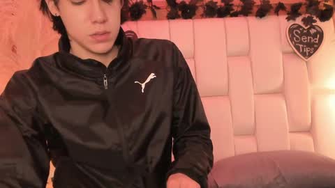 Snapshot of daphne_and_roger chatting on April 10, 2026, 11:04 am daphne_and_roger online show from April 10, 2026, 11:04 am