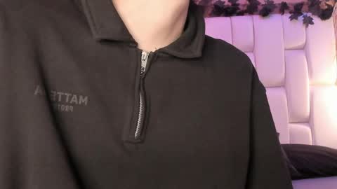 Snapshot of daphne_and_roger chatting on April 13, 2026, 10:54 am daphne_and_roger online show from April 13, 2026, 10:54 am