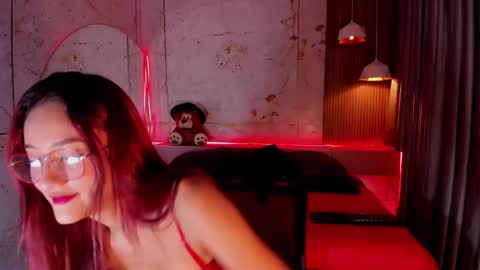 Daphne online show from February 10, 2025, 11:57 am