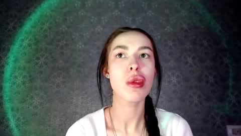 Snapshot of daphne_darkthorn chatting on January 19, 2026, 2:15 am Daphne Darkthorn online show from January 19, 2026, 2:15 am