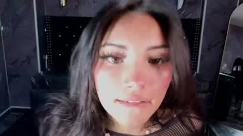 daphne_nicole_b online show from July 28, 2026, 1:21 pm