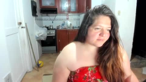Snapshot of daphnegirlsexxy chatting on June 14, 2026, 2:24 am daphnegirlsexxy online show from June 14, 2026, 2:24 am