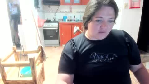 Snapshot of daphnegirlsexxy chatting on June 17, 2026, 3:02 pm daphnegirlsexxy online show from June 17, 2026, 3:02 pm
