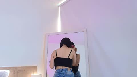 Snapshot of daphnevalucci chatting on April 29, 2026, 8:15 pm daphnevalucci online show from April 29, 2026, 8:15 pm