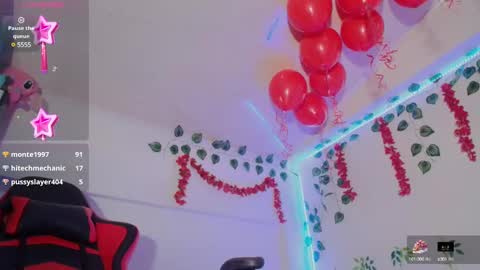 Snapshot of daphnewalker__ chatting on February 17, 2025, 4:59 pm Daphne online show from February 17, 2025, 4:59 pm