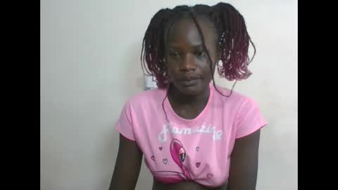 Snapshot of darberry21 chatting on February 25, 2025, 5:52 am ESTHER online show from February 25, 2025, 5:52 am