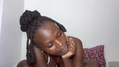 Snapshot of darberry21 chatting on October 21, 2025, 6:41 pm ESTHER online show from October 21, 2025, 6:41 pm