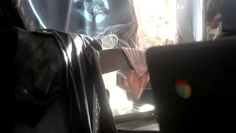 Snapshot of darichrichardson chatting on December 11, 2024, 7:14 pm Betty and Robert Play time online show from December 11, 2024, 7:14 pm