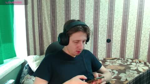 darienlarge online show from November 19, 2025, 10:04 am