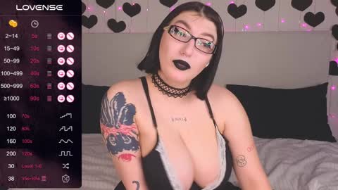 Snapshot of dario_doll_ chatting on December 24, 2024, 1:39 pm Daria online show from December 24, 2024, 1:39 pm