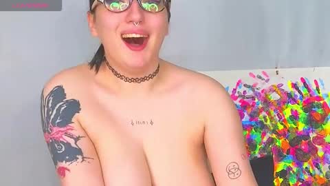 Snapshot of dario_doll_ chatting on November 22, 2025, 11:31 am Daria online show from November 22, 2025, 11:31 am