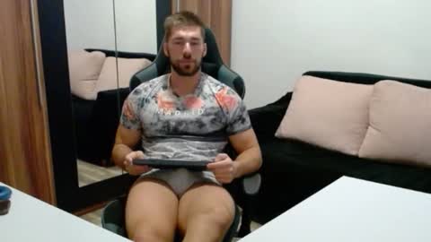 darius_94 online show from September 25, 2025, 4:38 am