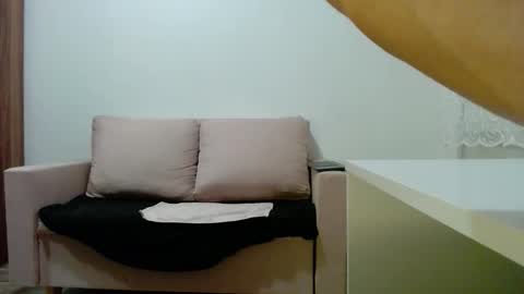 darius_94 online show from October 21, 2025, 5:24 pm