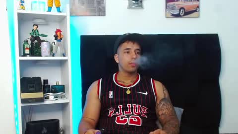 Darius Phoenix  online show from December 15, 2024, 12:07 am