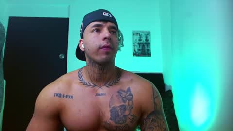 Darius Phoenix  online show from September 12, 2025, 10:43 pm