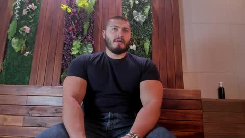 Snapshot of darius_wolfe chatting on April 24, 2026, 11:23 am Darius online show from April 24, 2026, 11:23 am