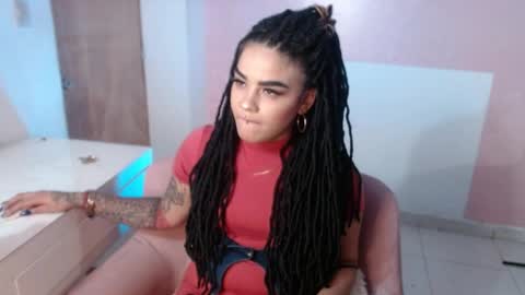 dark_flama online show from March 27, 2026, 1:44 am