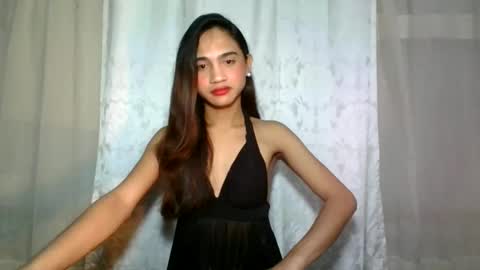 Snapshot of dark_hurohuro19 chatting on December 6, 2024, 5:53 am LIANNA online show from December 6, 2024, 5:53 am