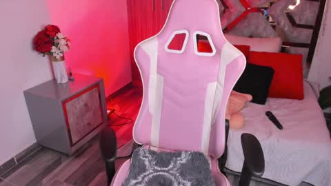 Snapshot of dark_madison chatting on December 12, 2024, 11:14 pm CELESTE online show from December 12, 2024, 11:14 pm