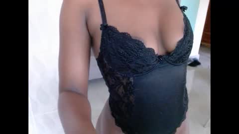 Snapshot of dark_qween chatting on March 5, 2025, 3:18 pm dark_qween online show from March 5, 2025, 3:18 pm