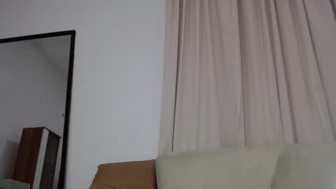 dark_qween online show from May 10, 2026, 6:35 pm