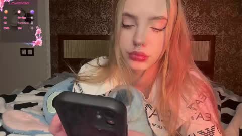 Snapshot of dark_side1213 chatting on February 11, 2025, 3:29 pm Darkside online show from February 11, 2025, 3:29 pm