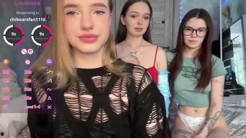 Snapshot of dark_side1213 chatting on February 10, 2026, 7:23 am Darkside online show from February 10, 2026, 7:23 am