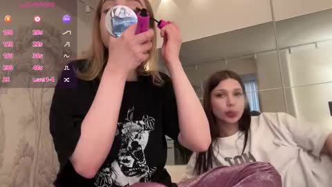 Snapshot of dark_side1213 chatting on February 18, 2026, 11:50 am Darkside online show from February 18, 2026, 11:50 am