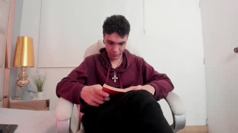 dark_sun333 online show from November 27, 2025, 12:13 am