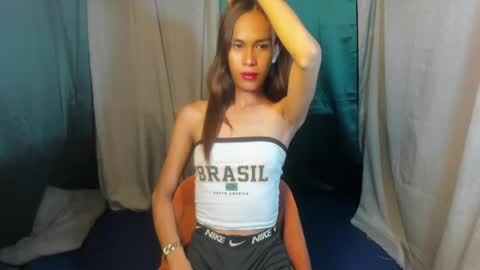 Snapshot of darkangelcum chatting on April 17, 2026, 10:51 am darkangelcum online show from April 17, 2026, 10:51 am