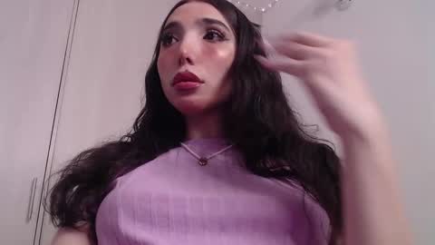  Candy   online show from February 25, 2025, 8:14 am