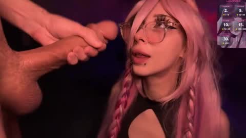 Yuu online show from October 22, 2025, 11:59 pm